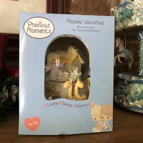 Rare Precious Moments Musical Water globe⚡FINAL SALE - Picture 4 of 7